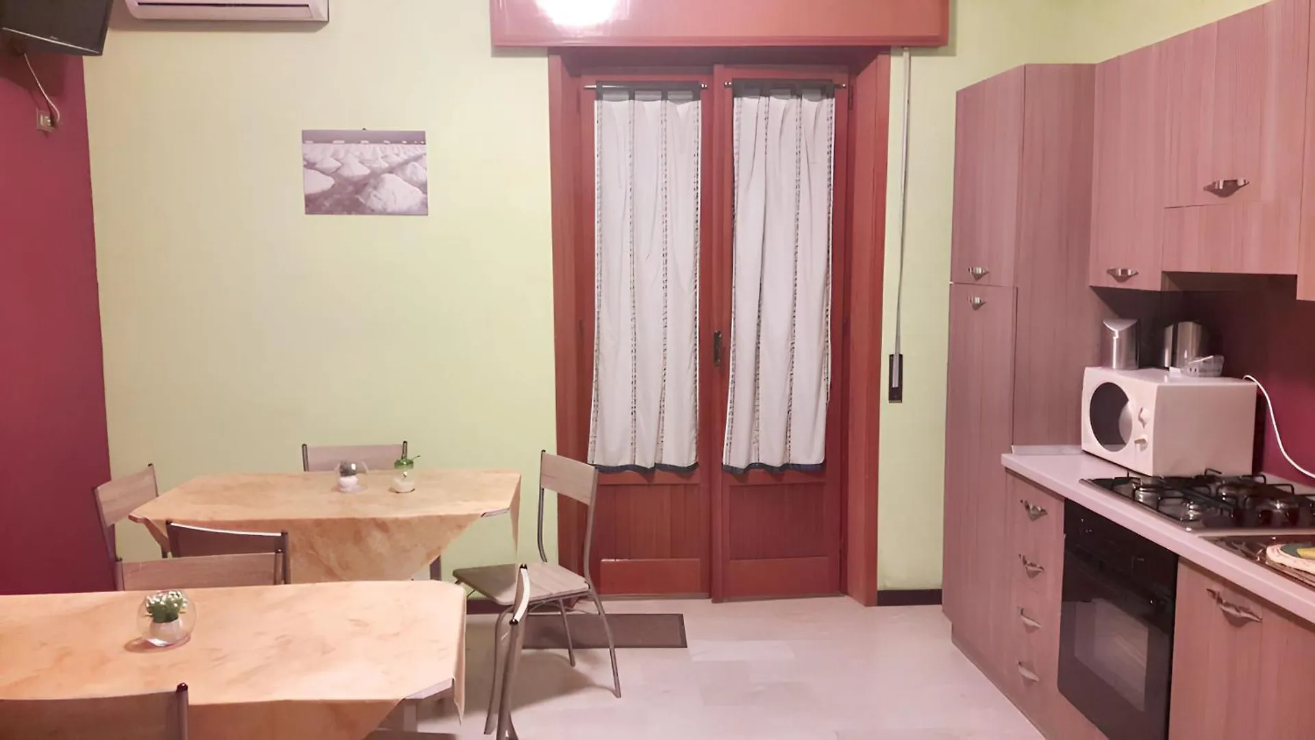 Spacious Apartment In Trapani + Ac