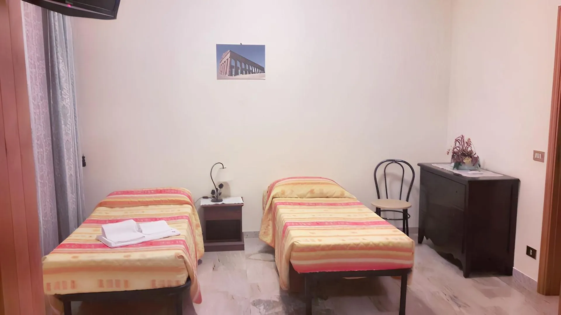 Spacious Apartment In Trapani + Ac 0*,